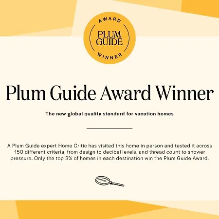 Plum Guide - Bicicleta Bronze Lizbona